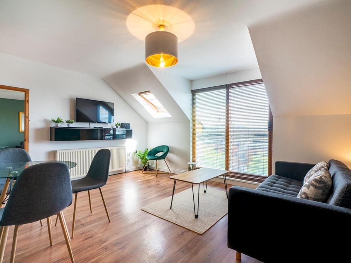 ベルファストTitanic View Penthouse - Gated Complex - Parkingアパートメント エクステリア 写真